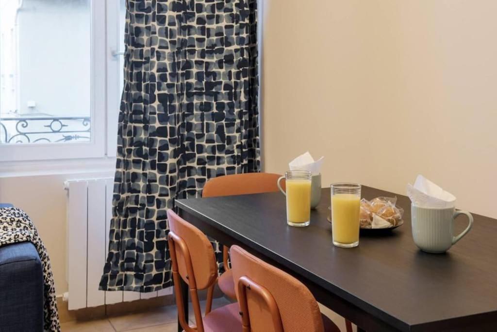 Le Carre D'or - T2, Pres Lyon & Parking Gratuit Apartment *